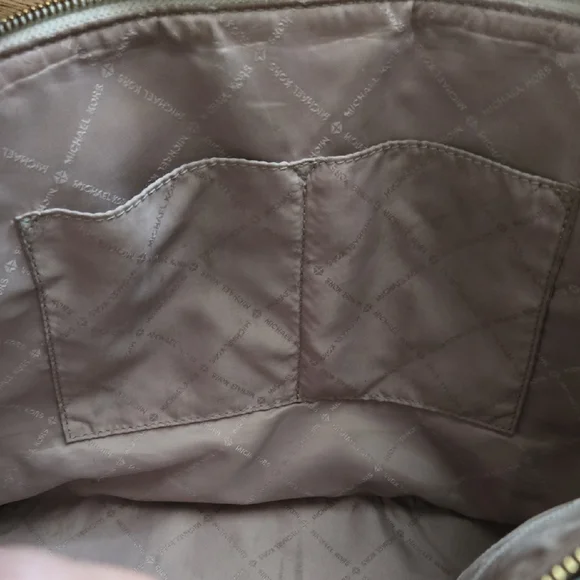 Michael Kors Cream and Tan Tote Bag - Picture 4 of 6